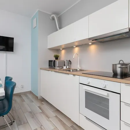 Pastel Lawendowe Wzgorze With Balcony And Parking By Renters Gdańsk