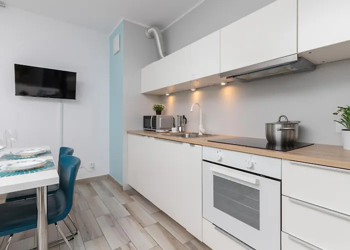 Pastel Lawendowe Wzgorze With Balcony And Parking By Renters Gdańsk